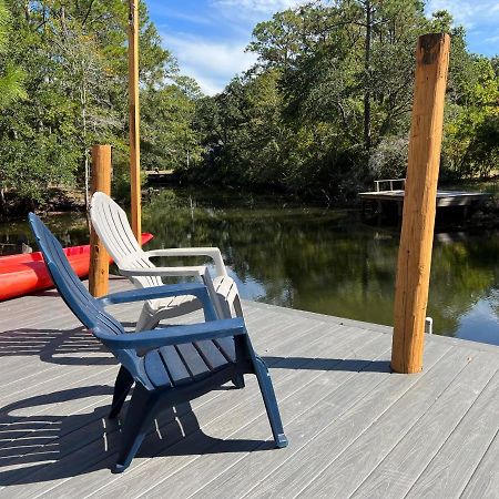 Waterfront Newly Renovated And Decorated 3Brs Home Milton Esterno foto