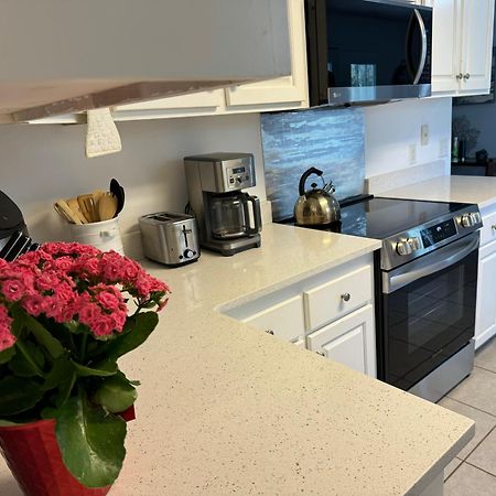 Waterfront Newly Renovated And Decorated 3Brs Home Milton Esterno foto