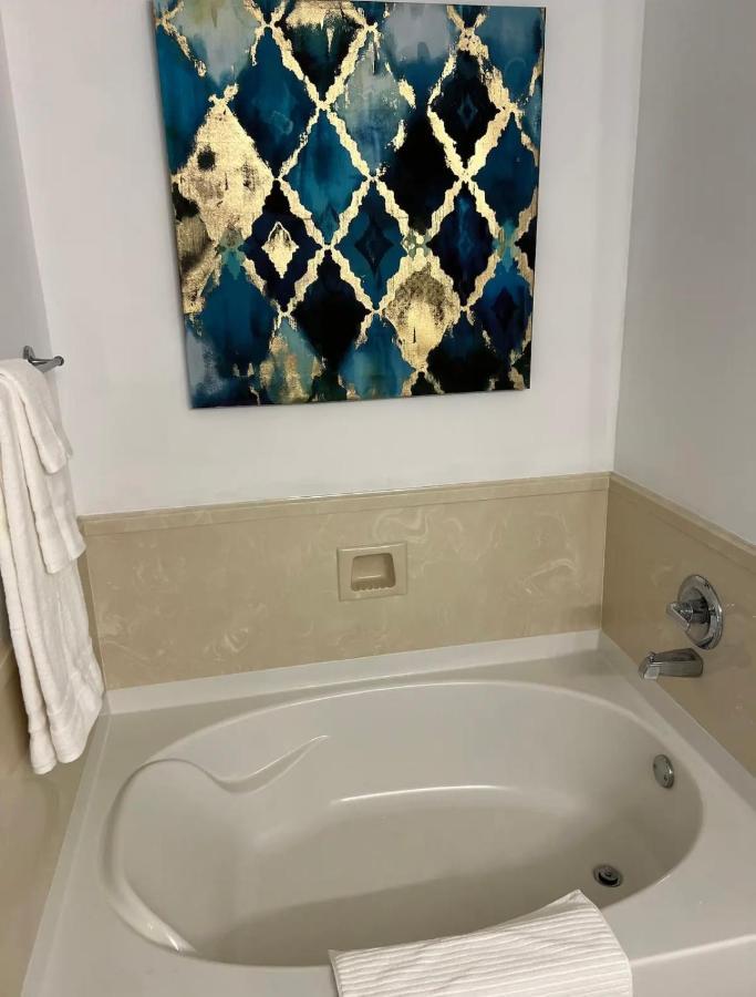 Waterfront Newly Renovated And Decorated 3Brs Home Milton Esterno foto