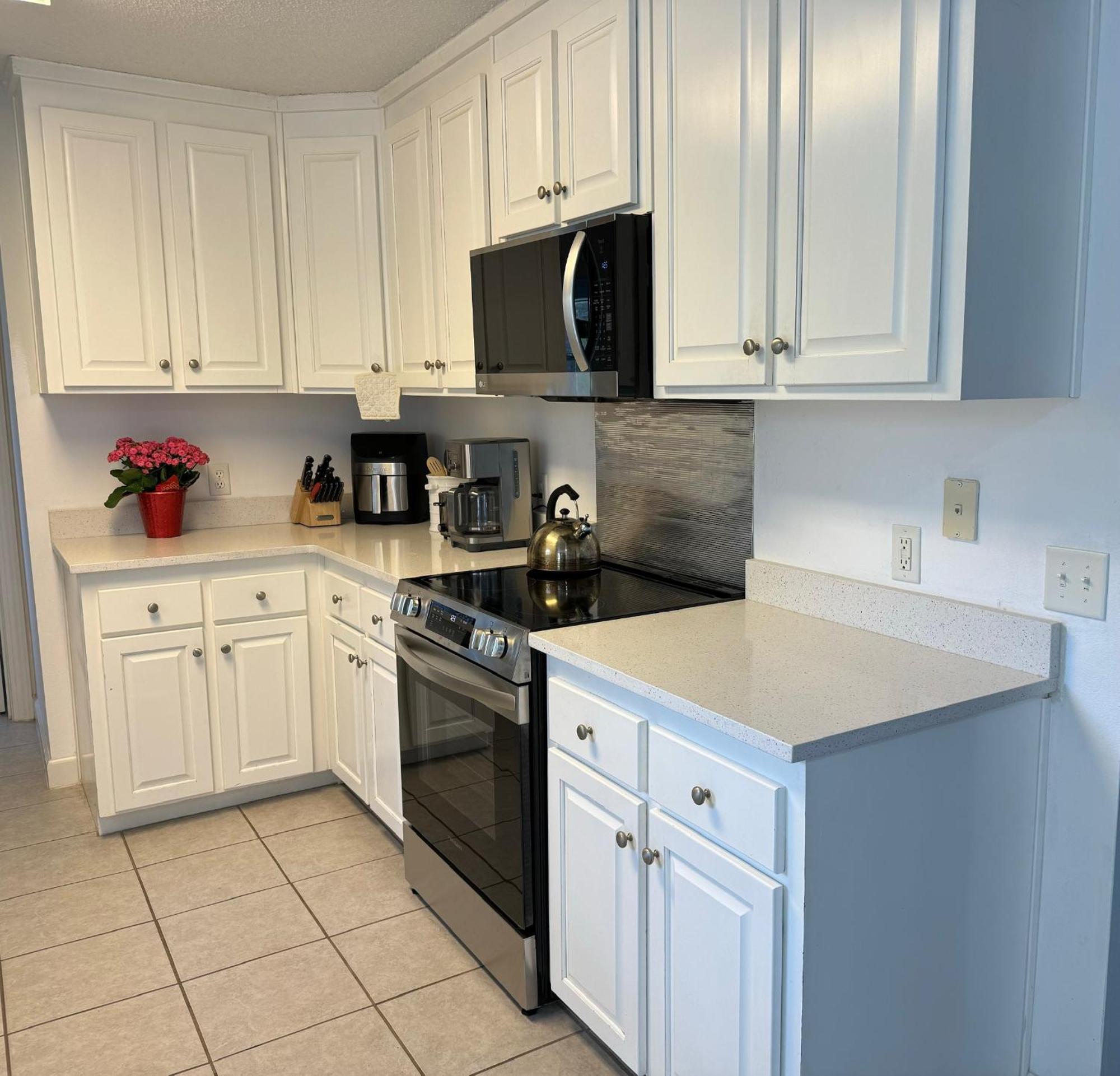 Waterfront Newly Renovated And Decorated 3Brs Home Milton Esterno foto